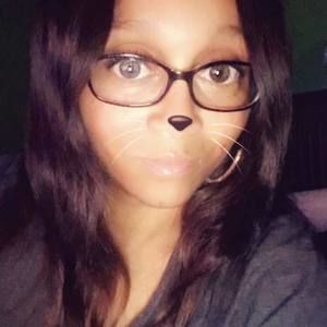 Meet your Posher, Sharonica